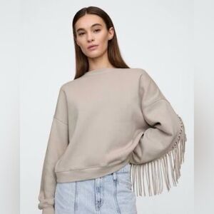 GAP Crewneck Sweatshirt in Light Beige